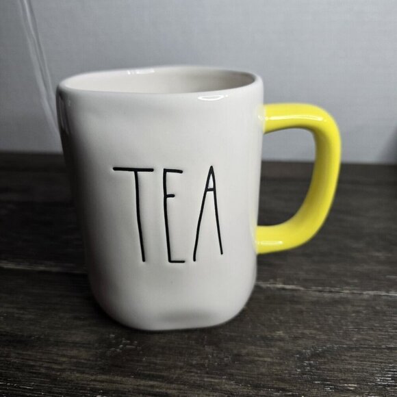 Rae Dunn Artisan Tea Mug Yellow Handle Farmhouse Magenta Basics - Picture 1 of 9